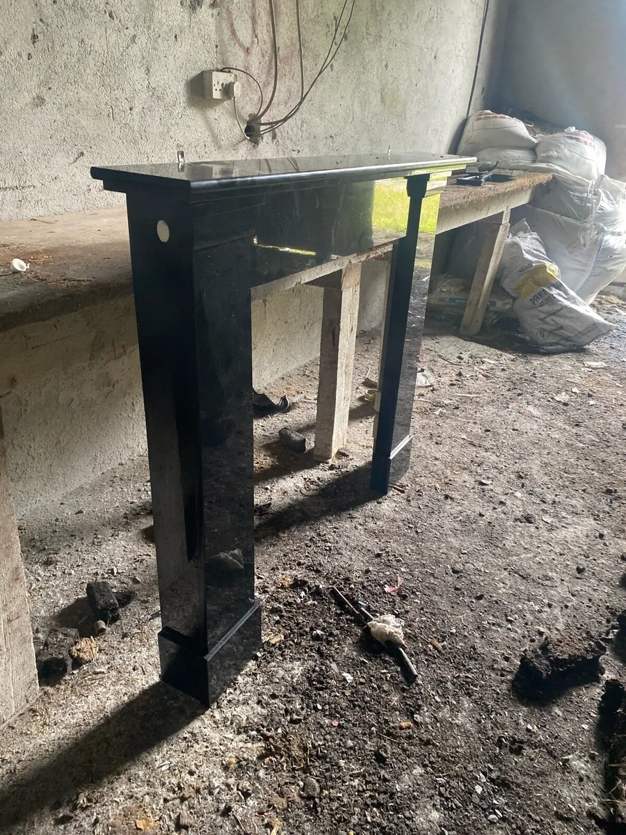 Black marble fireplace - Image 3