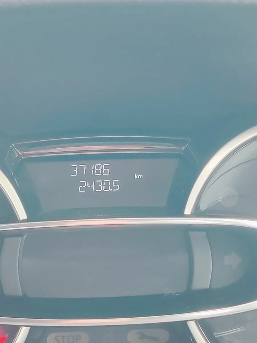 Renault Clio 2016 - Image 4