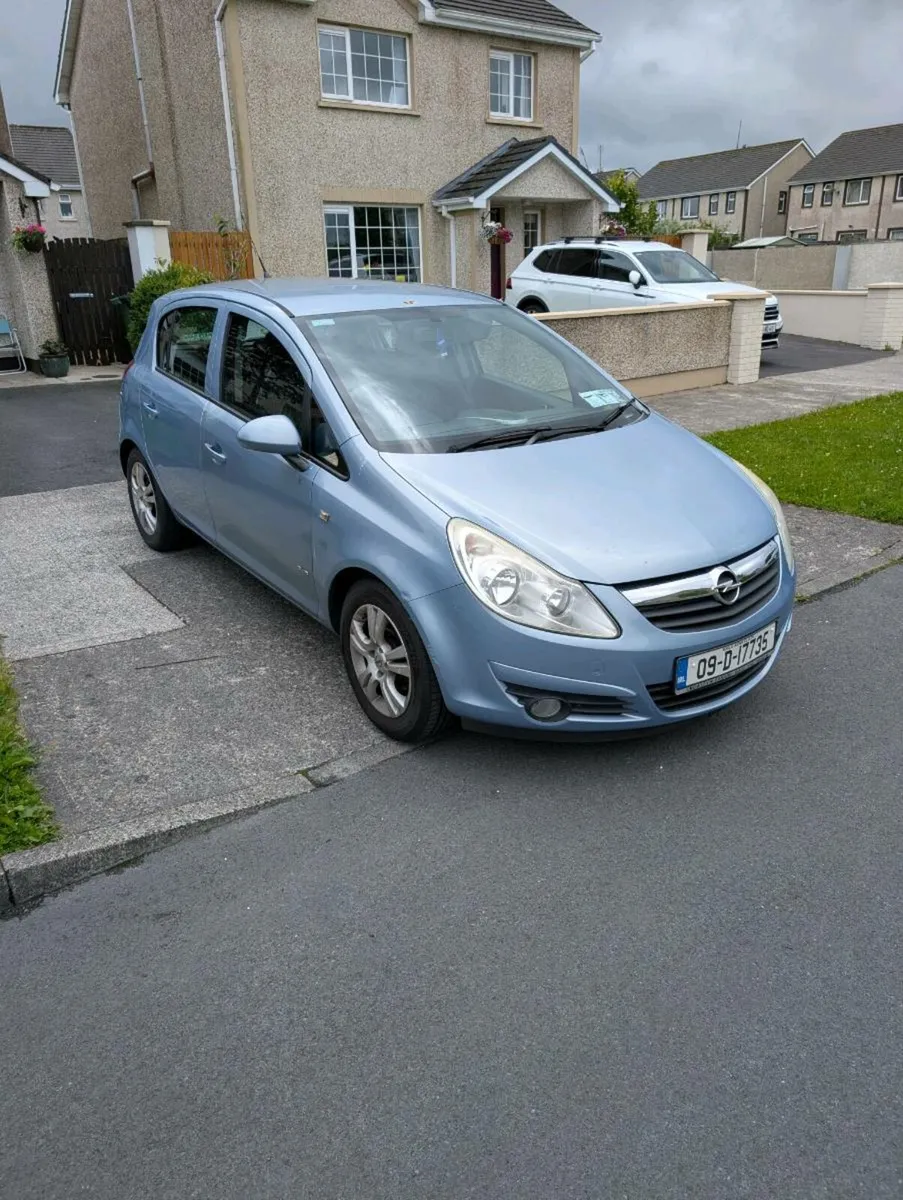 Opel Corsa 2009 - Image 1