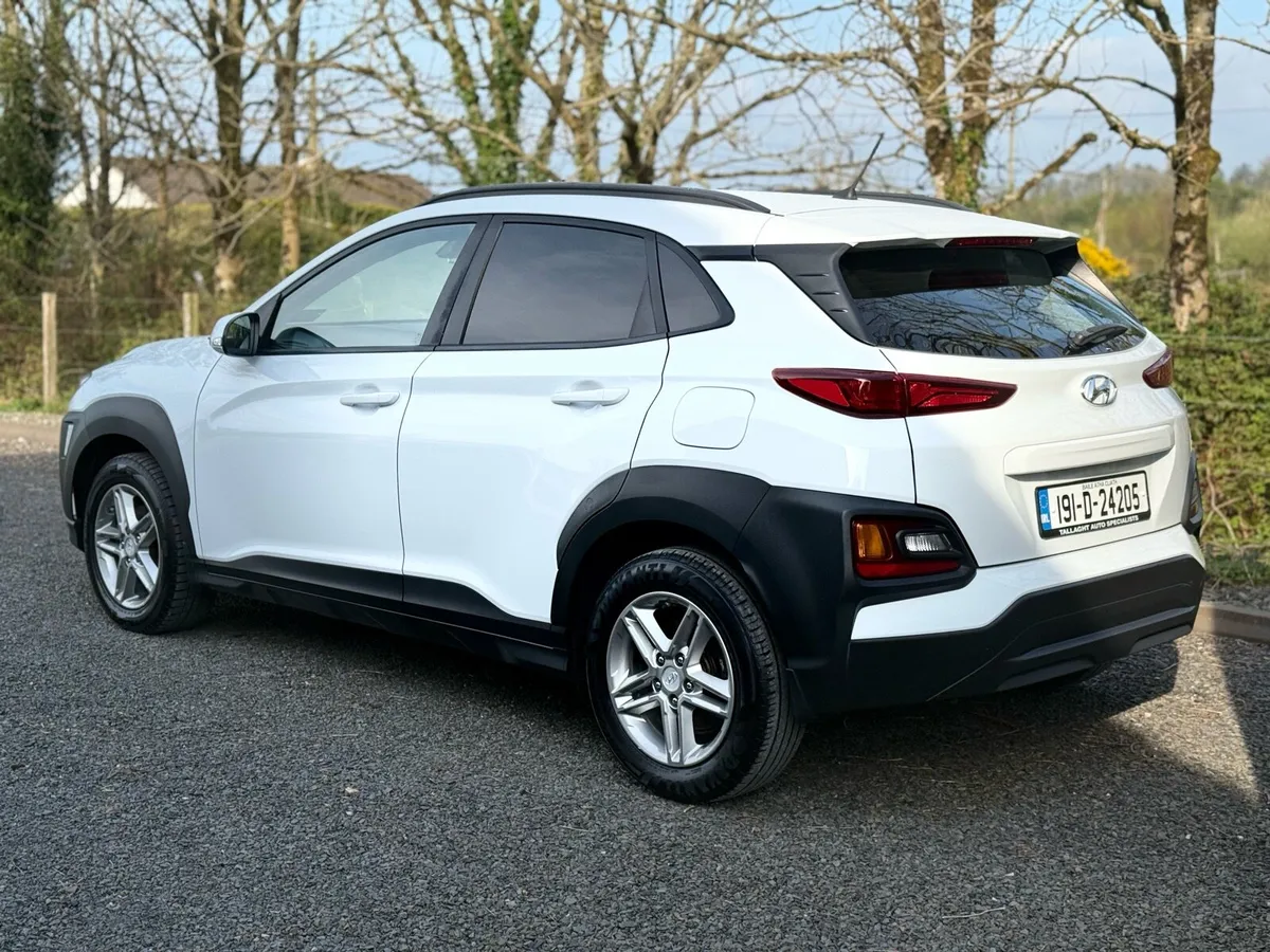 2019 Hyundai Kona Van / No vat - Image 4