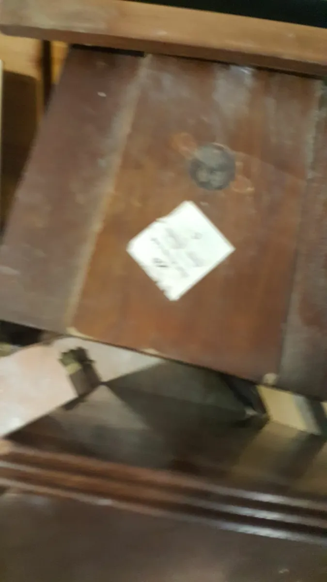 Dinng table - Image 2