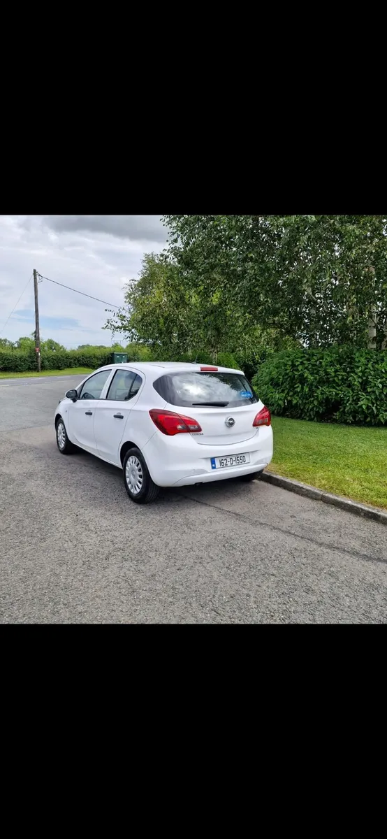 Opel corsa 1.4 petrol ( Nct and Tax)!!! - Image 4