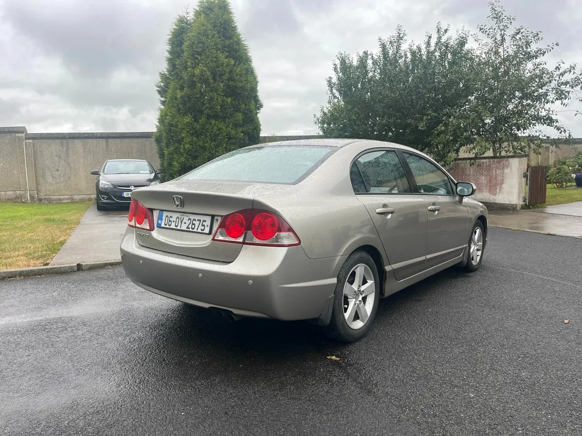 Honda Civic 2006 - Image 3