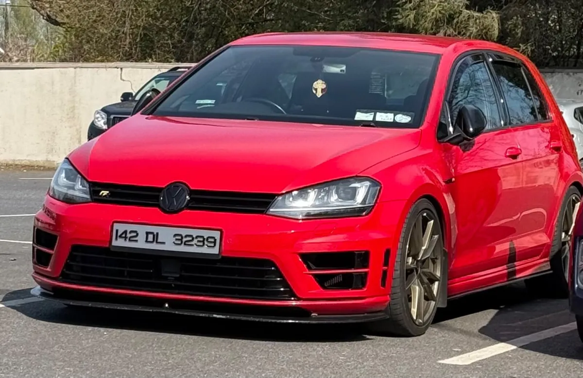 Volkswagen Golf 2014 - Image 1