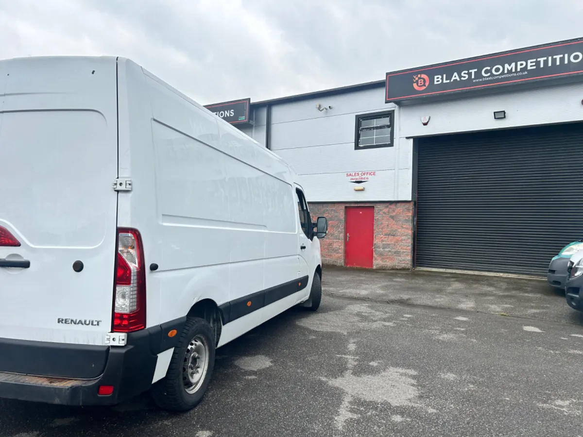Renault Master lwb business 2019 - Image 3