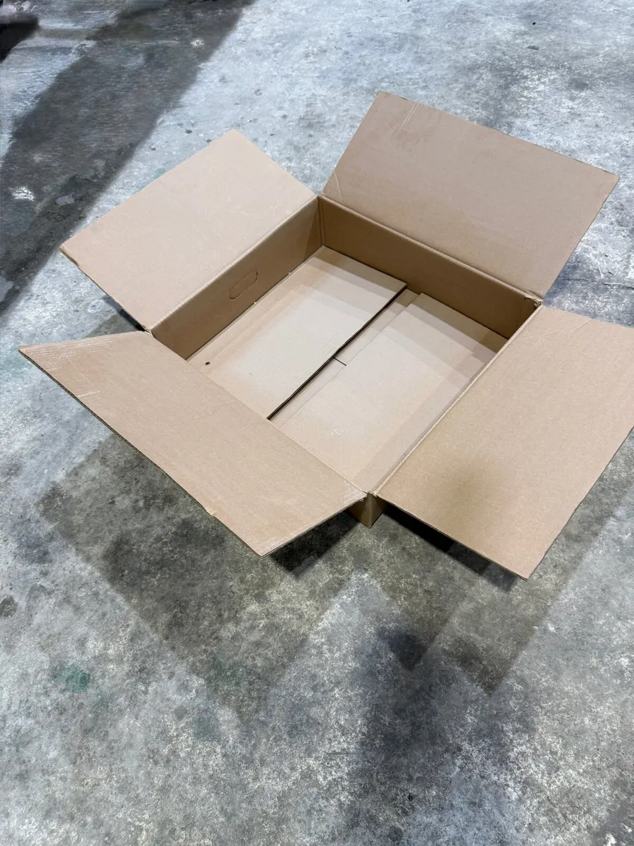Cardboard boxes NEW - Image 1