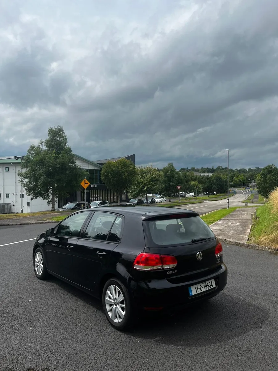 2011 VW Golf 1.6TDi *Great Spec* - Image 3