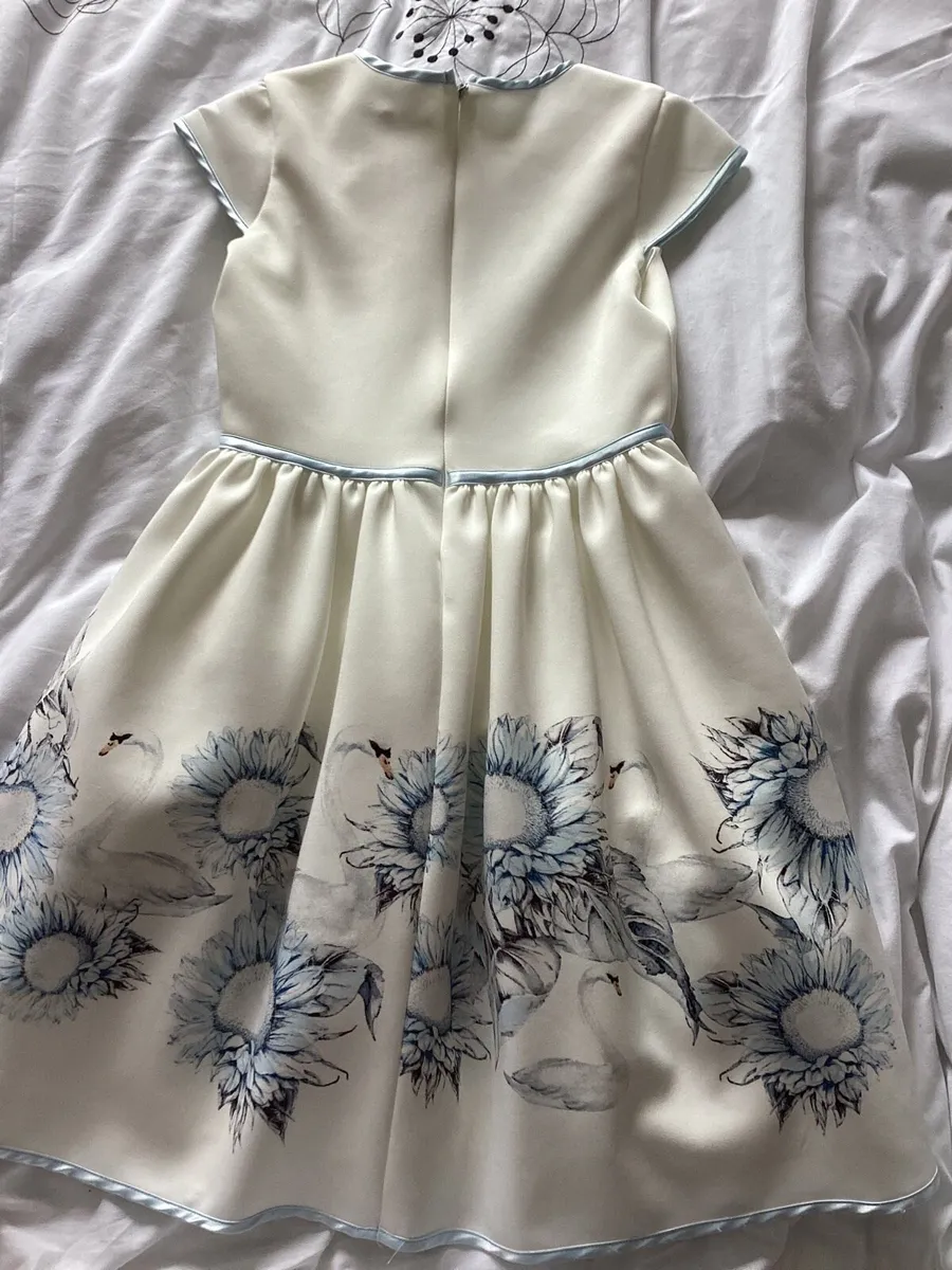 Dress 8 years - Image 2