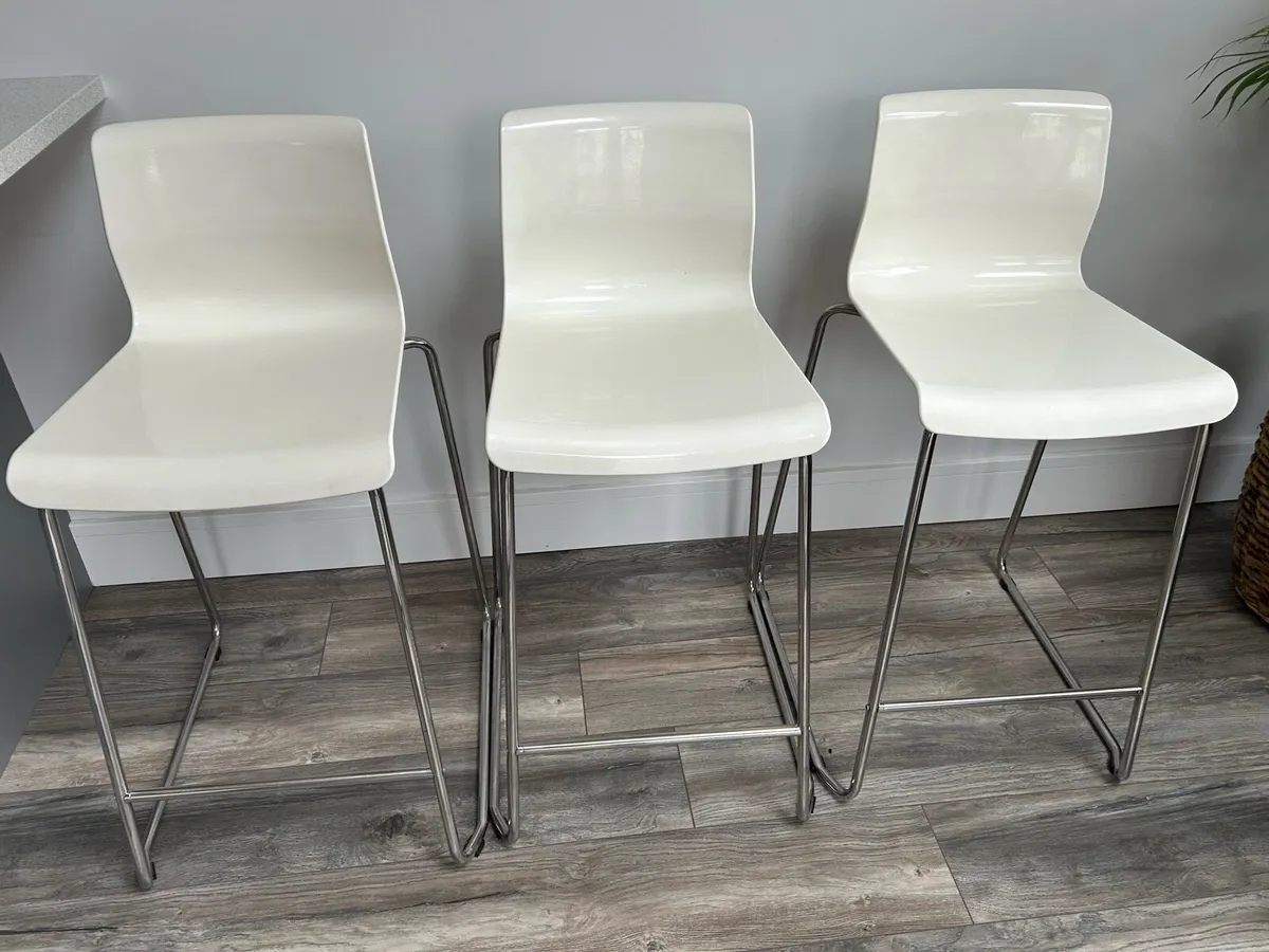 Bar stools - Image 1