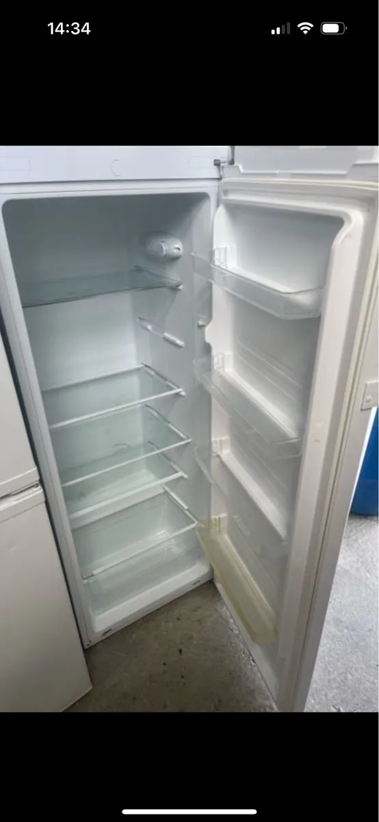 Indesit  fridge - Image 2