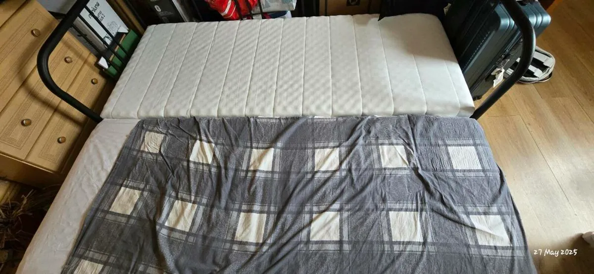 Sofa bed - Image 1
