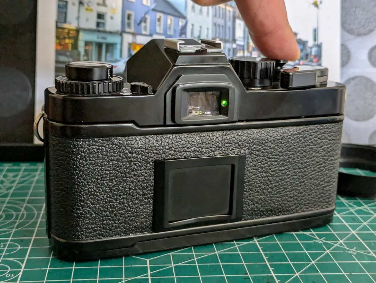 🎞️ Revuenon film SLR camera +35mm/2.8 lens - Image 4
