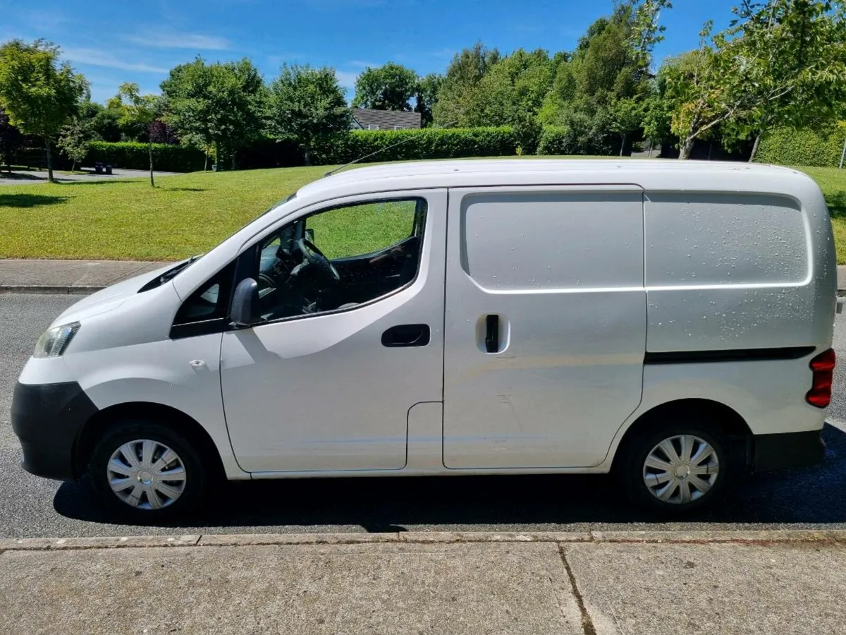 Nissan NV200 - Image 3