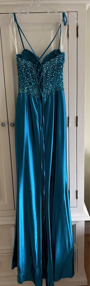 Debs Dress - Image 4