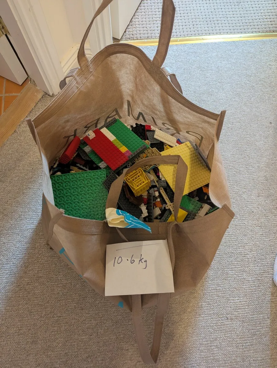 Lego - Image 1