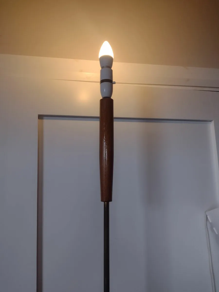 Mid-Century 1950's/60's teak & brass floor lamp - Image 4