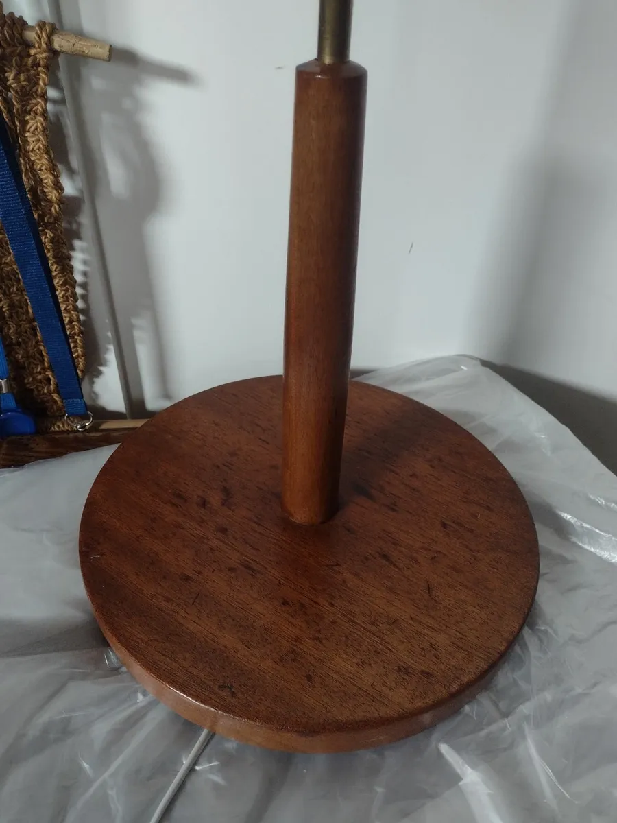 Mid-Century 1950's/60's teak & brass floor lamp - Image 1