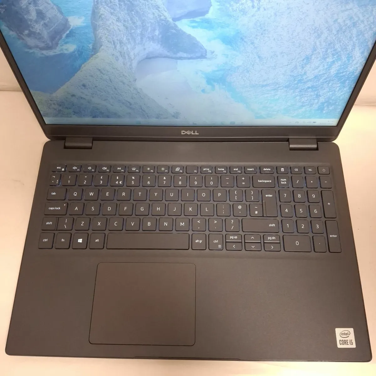 Dell Latitude 3510 | i5-10210U | 16GB RAM | 256GB - Image 3