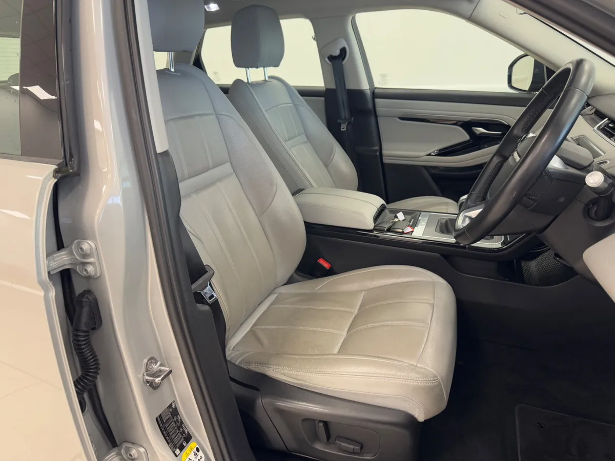 Range Rover Evoque manual low km diesel - Image 4
