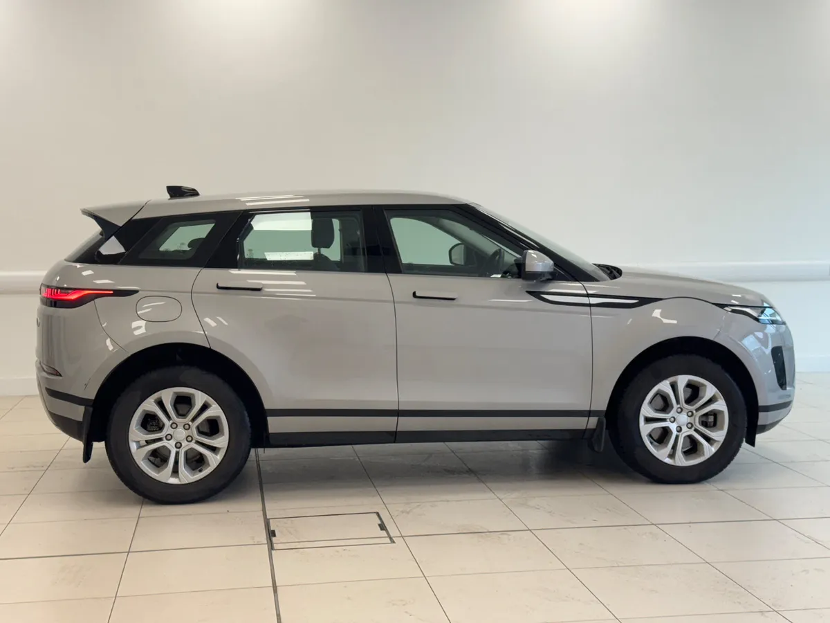 Range Rover Evoque manual low km diesel - Image 3