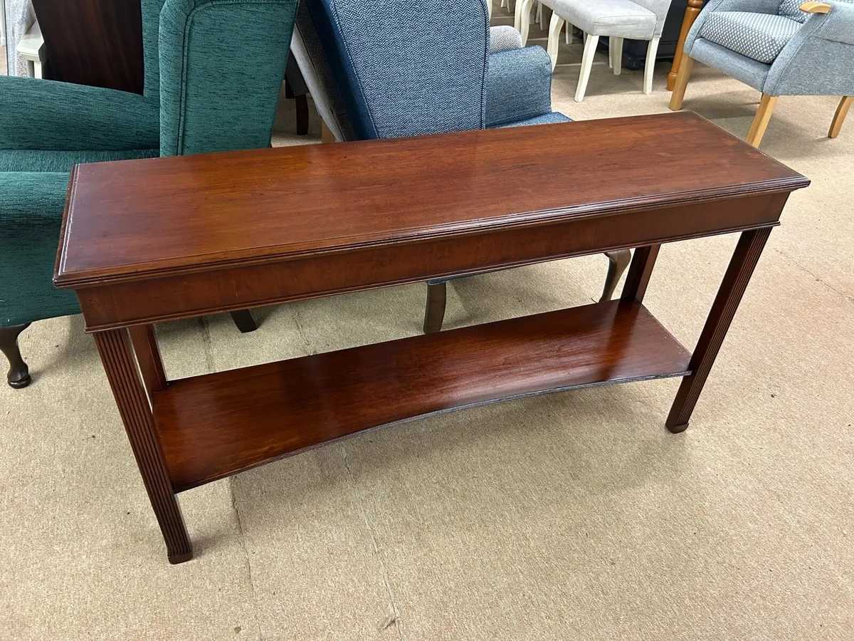 Hall table - Image 1