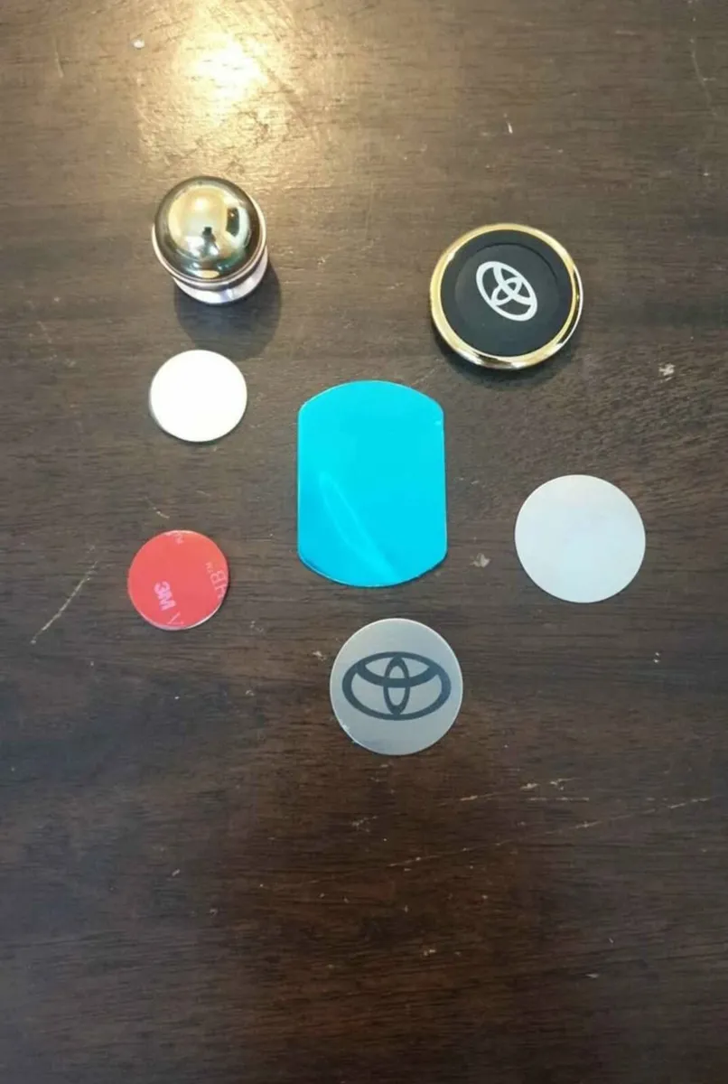 Toyota phone holder - Image 1