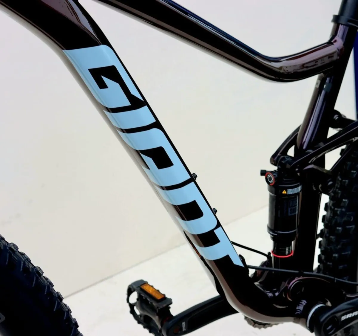 GIANT STANCE 1  (NEW) / Mountain Bike: - Image 3