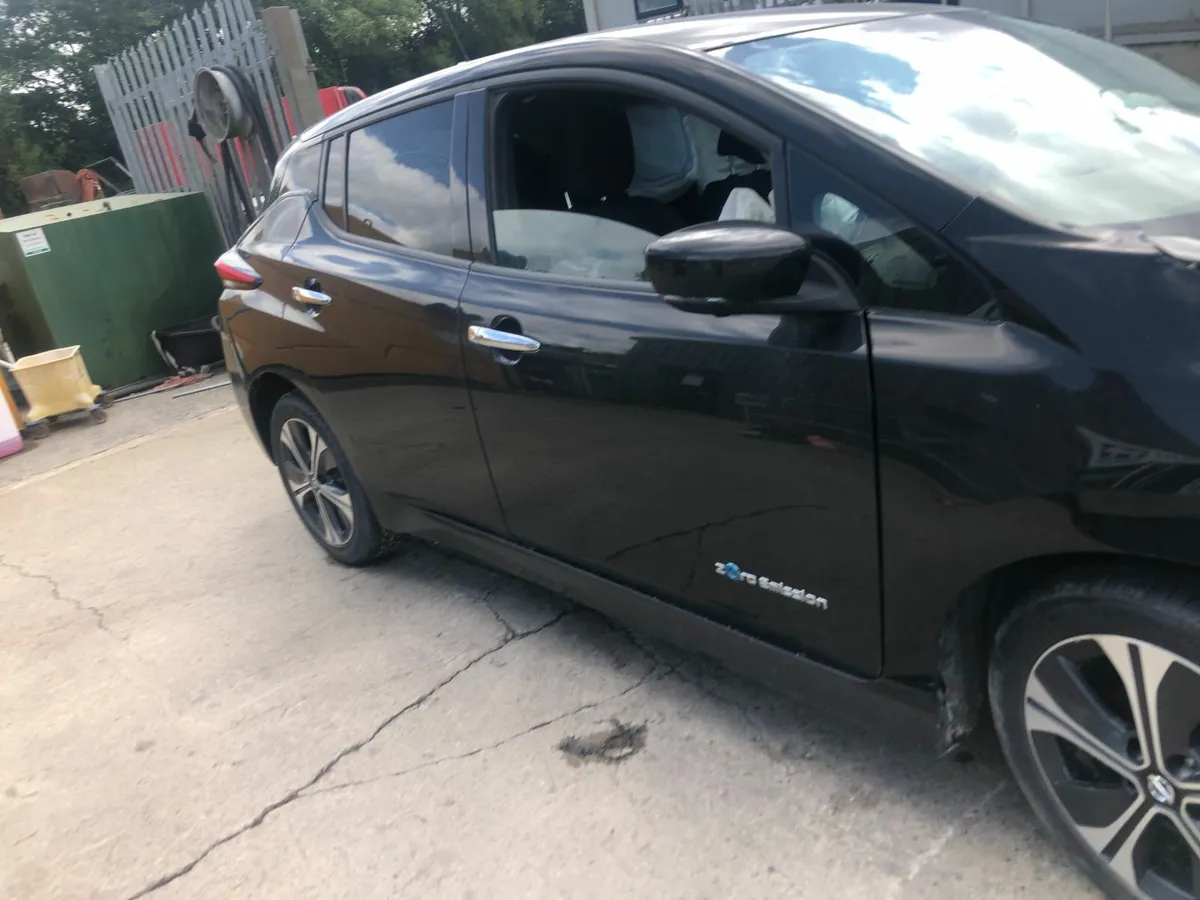 2020 NISSAN LEAF 40K EV - Image 3