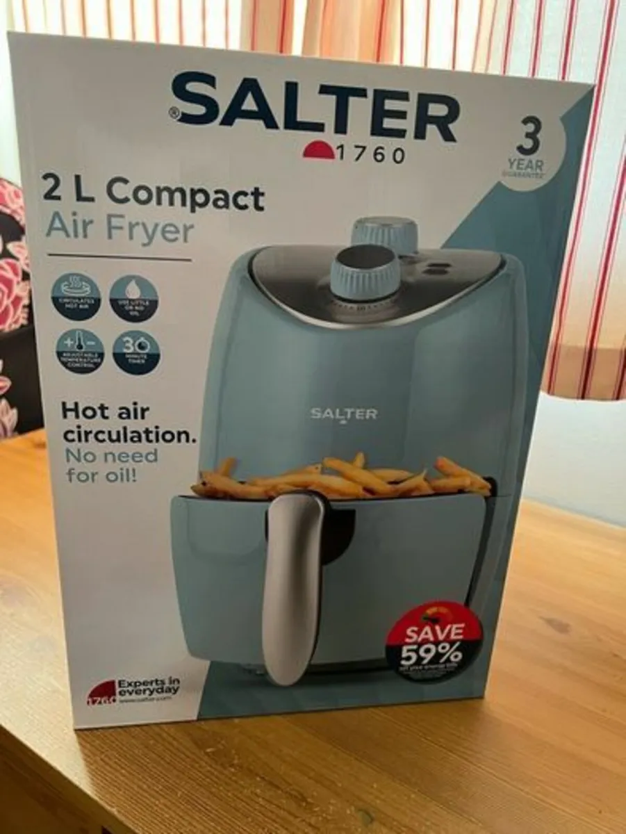 Salter 2L Compact Air Fryer with hot air circulati - Image 2