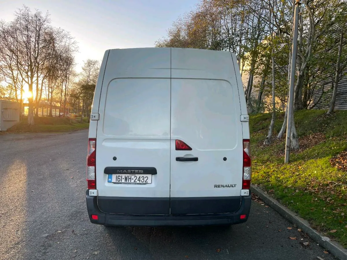 Renault Master Energy business 135bhp MM35 - Image 2