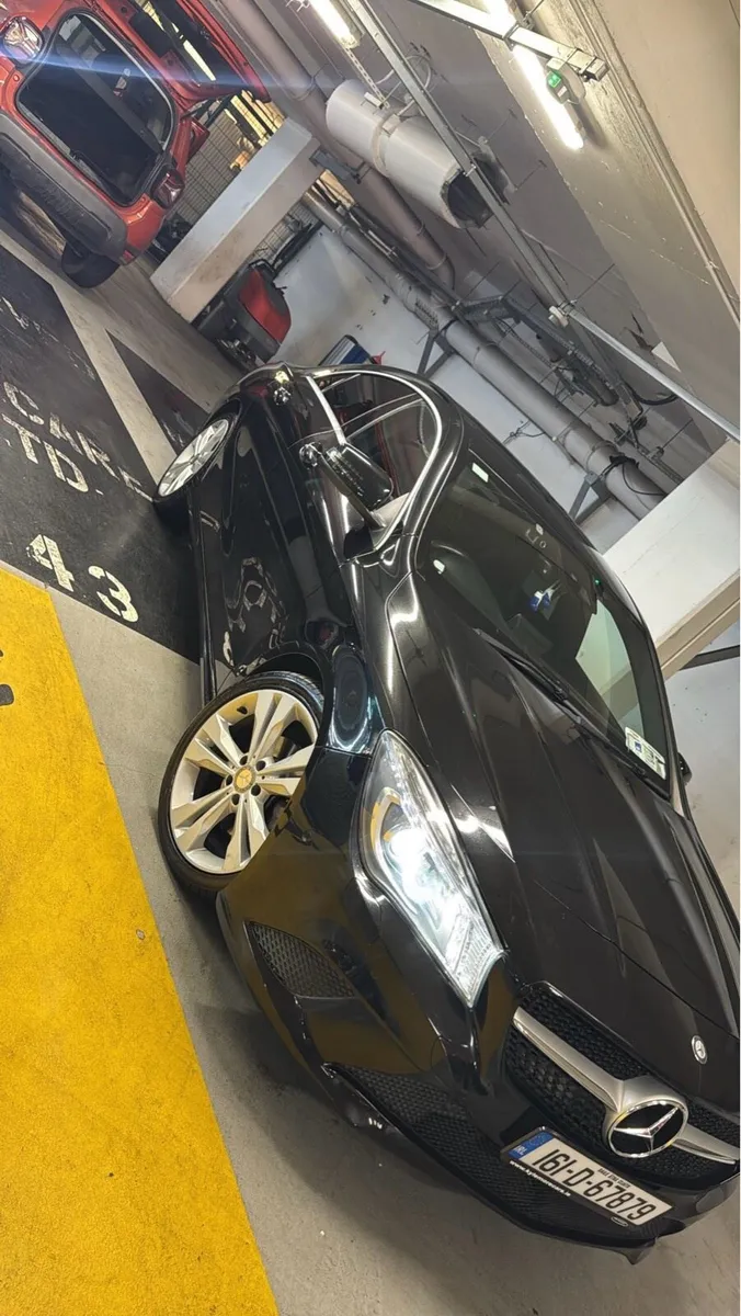 Mercedes Benz CLA 180 1.6L - Image 2