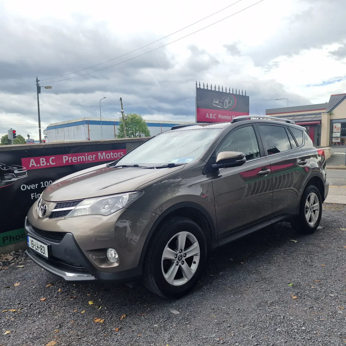 Toyota RAV4 Luna  2015 Nct 03/26 - Image 2