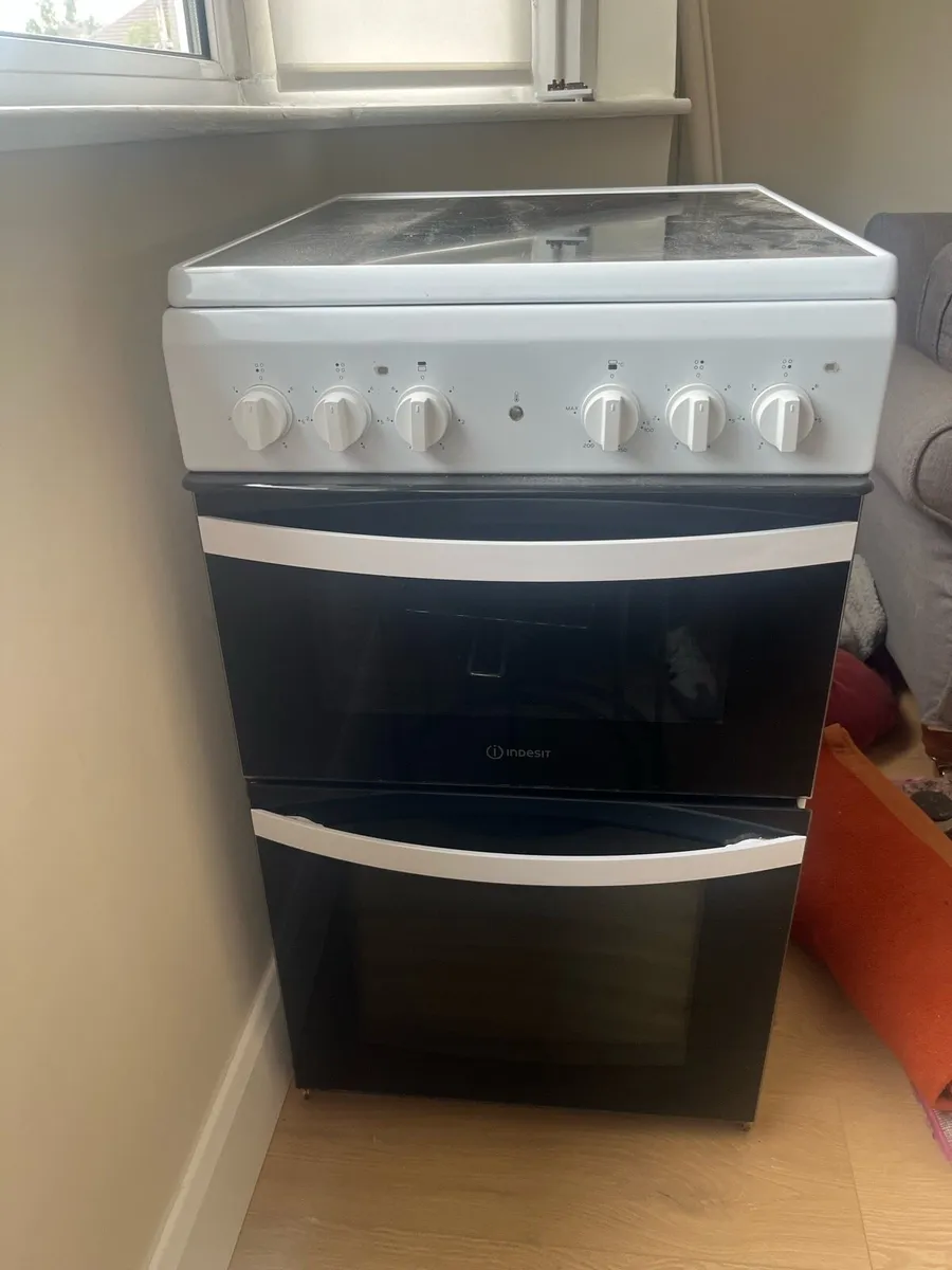 Electric cooker - Image 1
