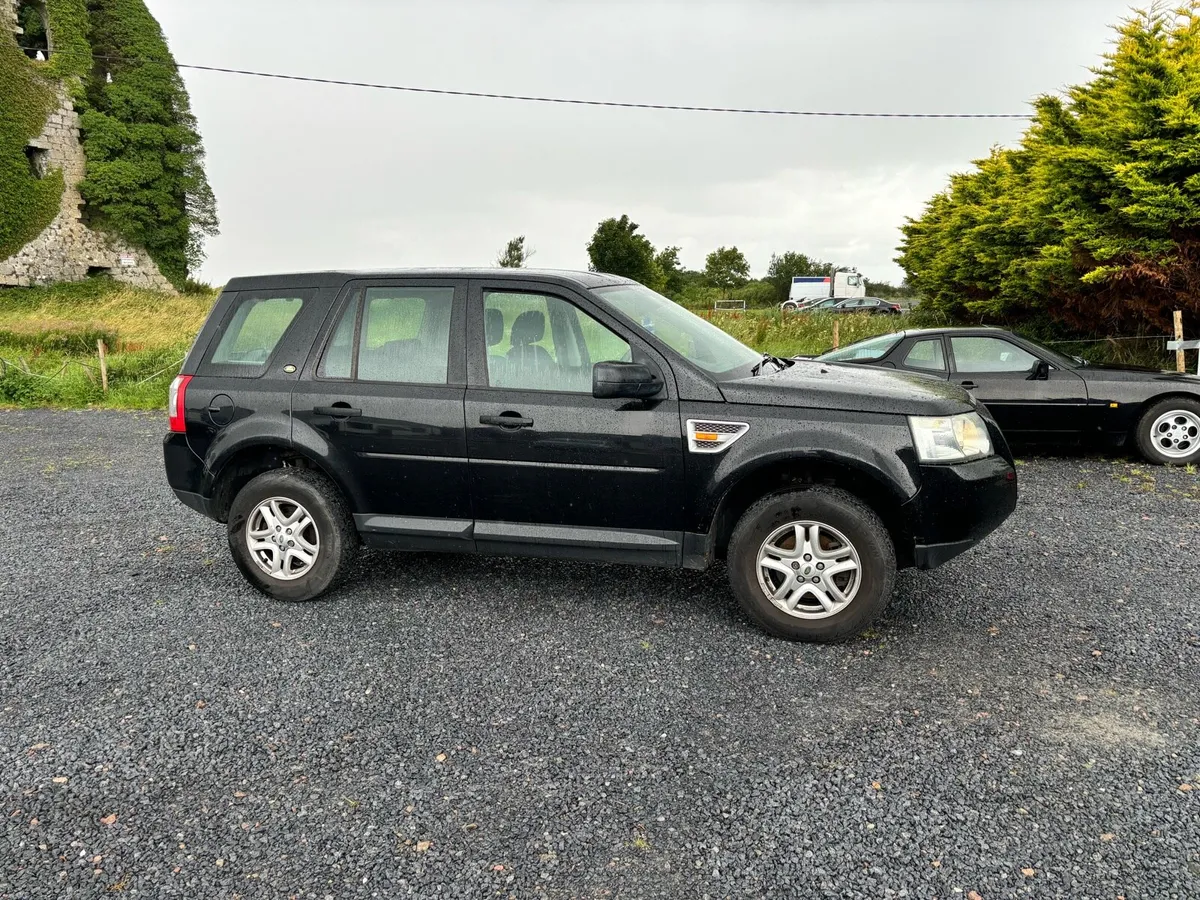 Landrover Freelander 2 2.2 TD4 (New NCT) - Image 2