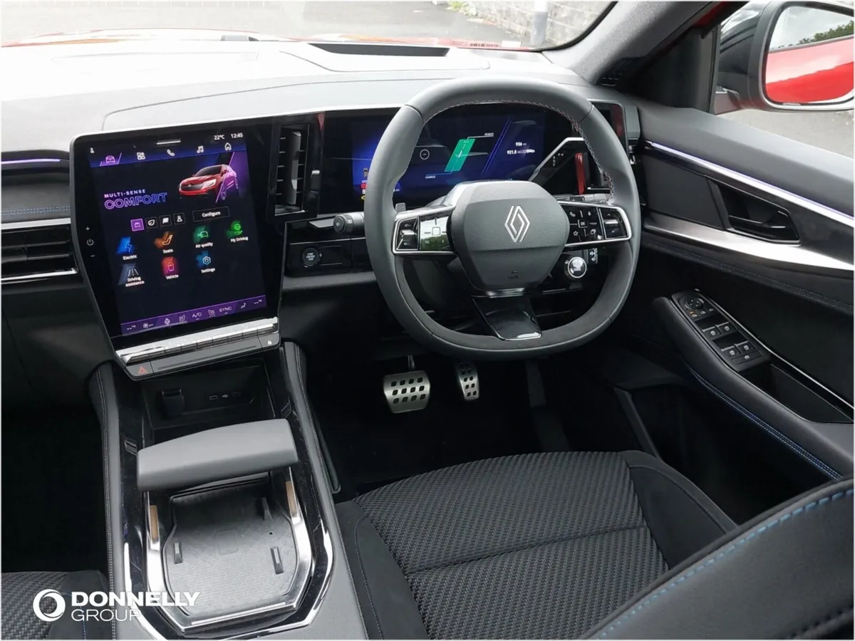 Renault Austral Estate Techno Esprit Alpine - Image 3
