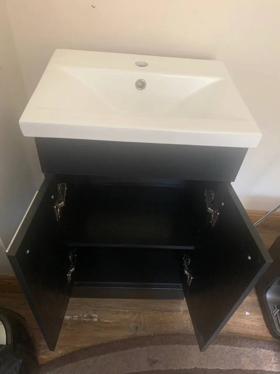 Bathroom sink unit - Image 2