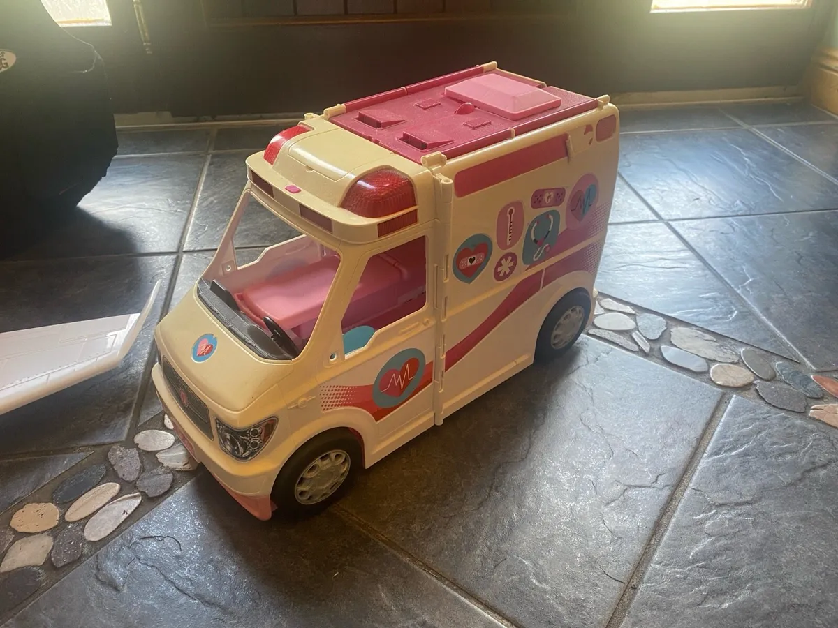 Barbie toys - Image 1