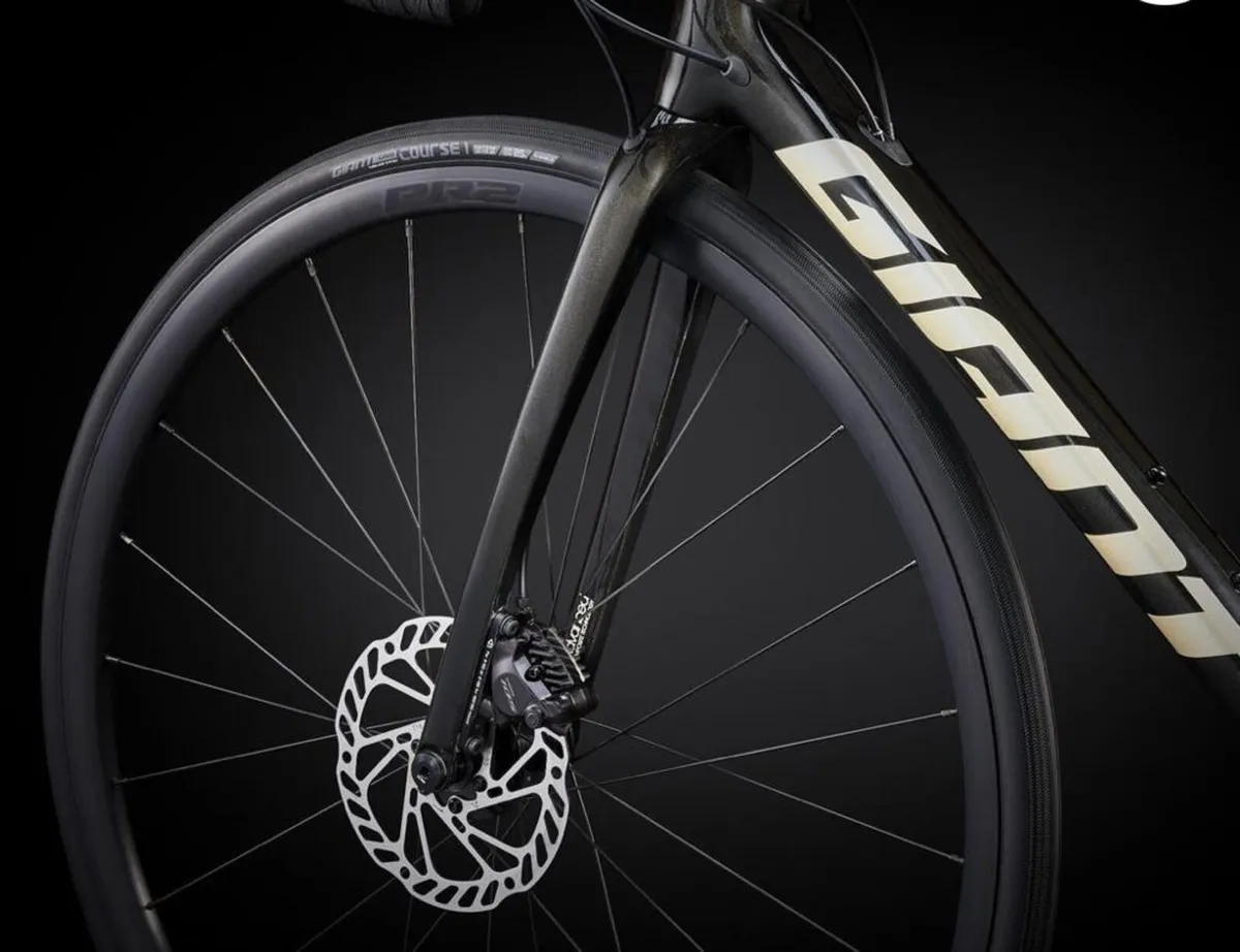 Giant TCR Advanced Disc 2 Pro Compact 105 Road - Image 3