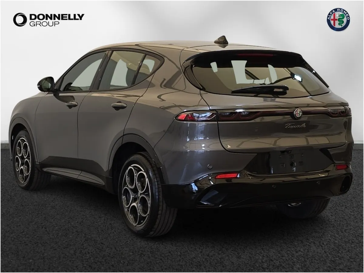 Alfa Romeo Tonale Hatchback Sprint - Image 2