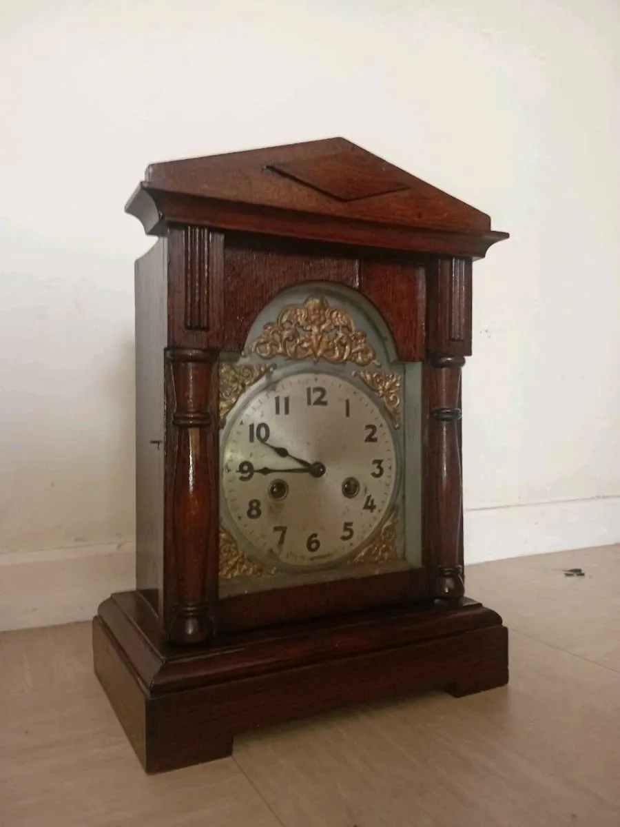 Antique bracket clock - Image 1