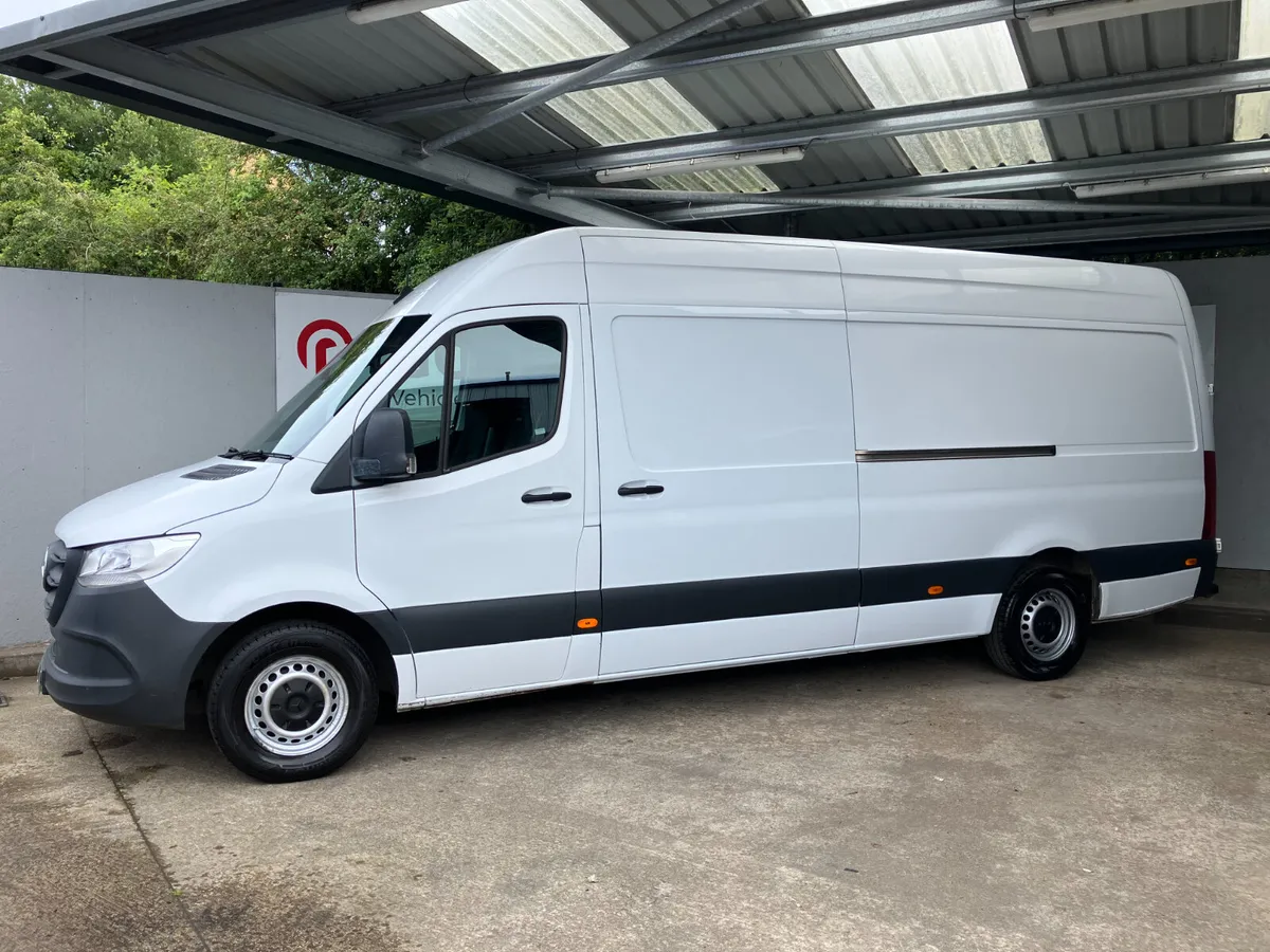 Mercedes-Benz Sprinter 2020 - Image 2