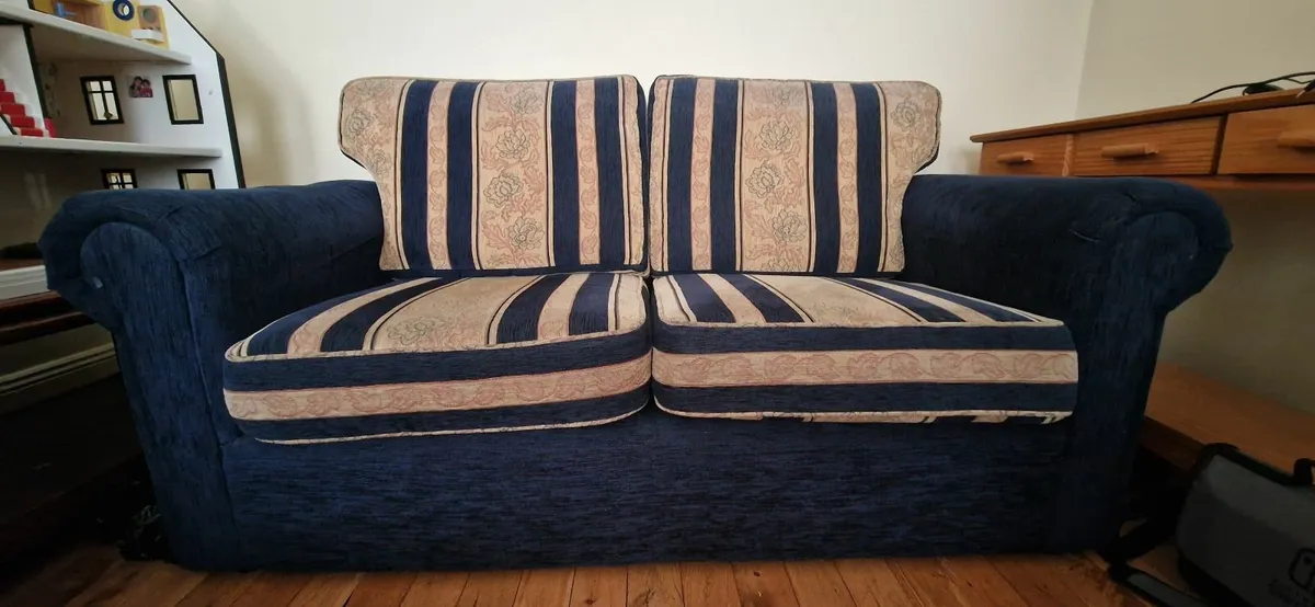 3 seater & 2 seater couches - Image 1