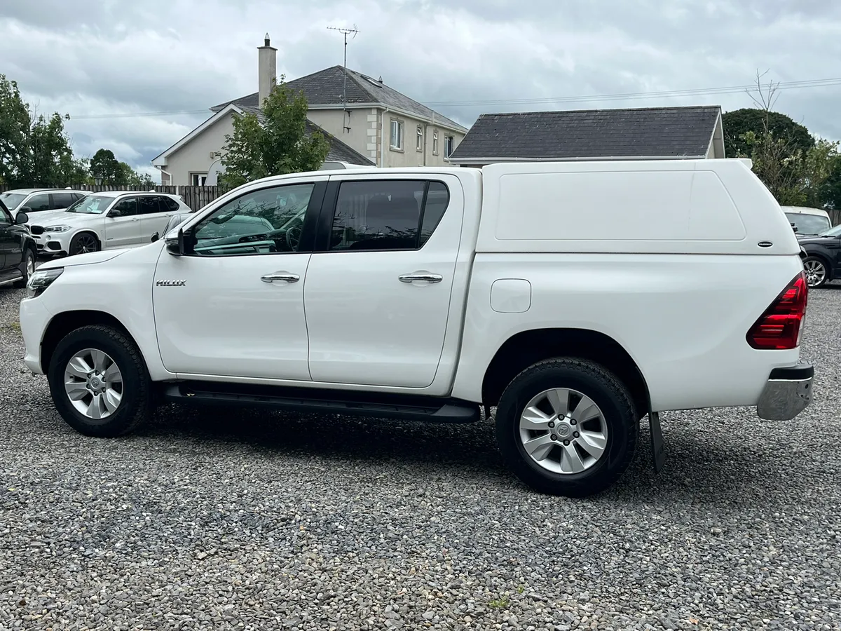 2020 TOYOTA HILUX 2.4 D-4D CREWCAB - Image 4