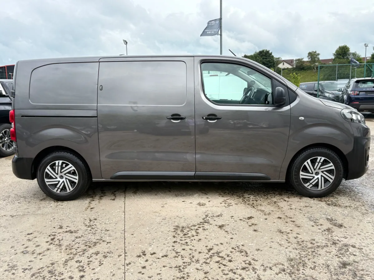 CITROEN DISPATCH TOP SPEC - Image 4