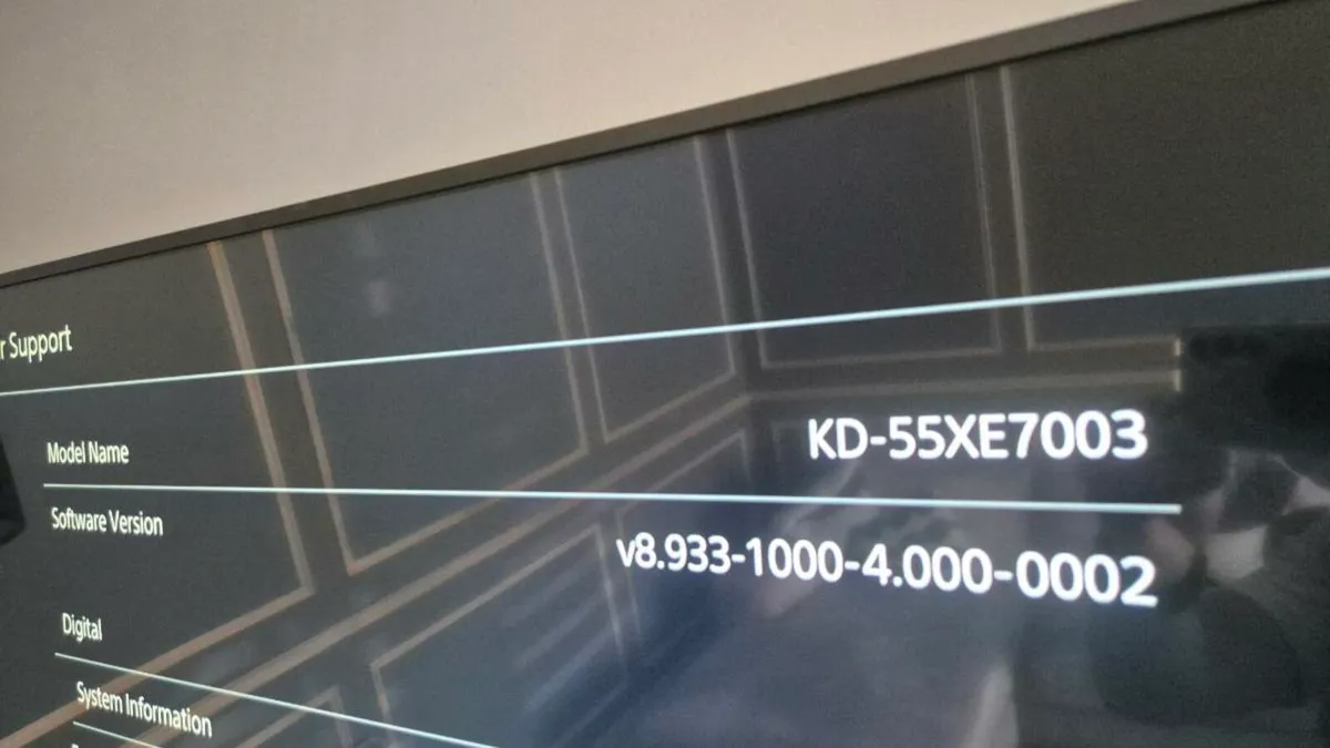 Sony Bravia 55" and full swivel bracket - Image 4