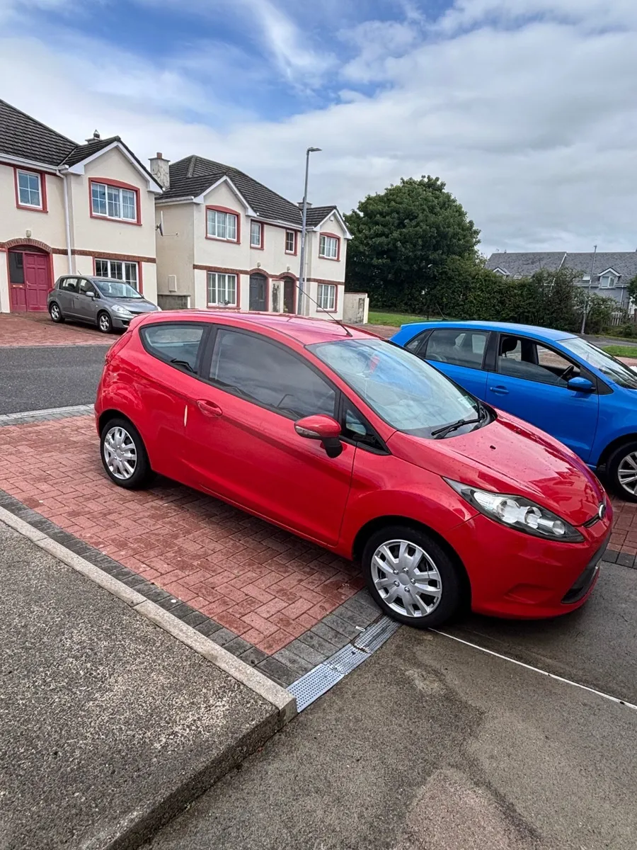 Ford Fiesta 2009 - Image 3