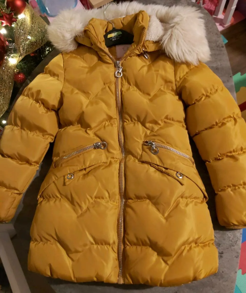 Girls winter Coat - Image 1