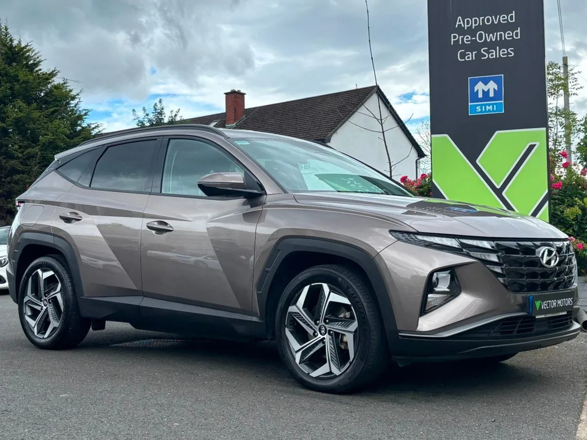 Hyundai Tucson 4WD Executive Phev Auto - Image 1