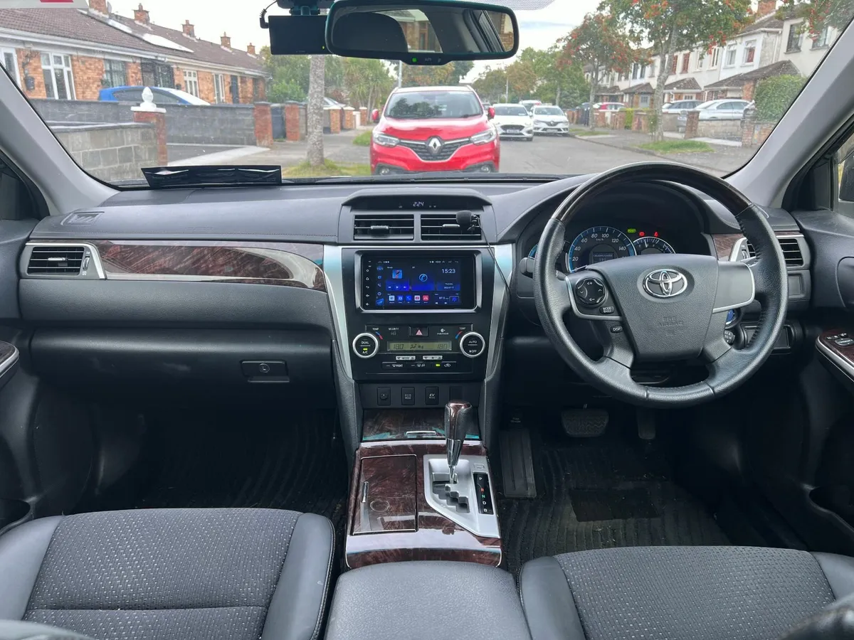 Toyota Camry 2014 - Image 3