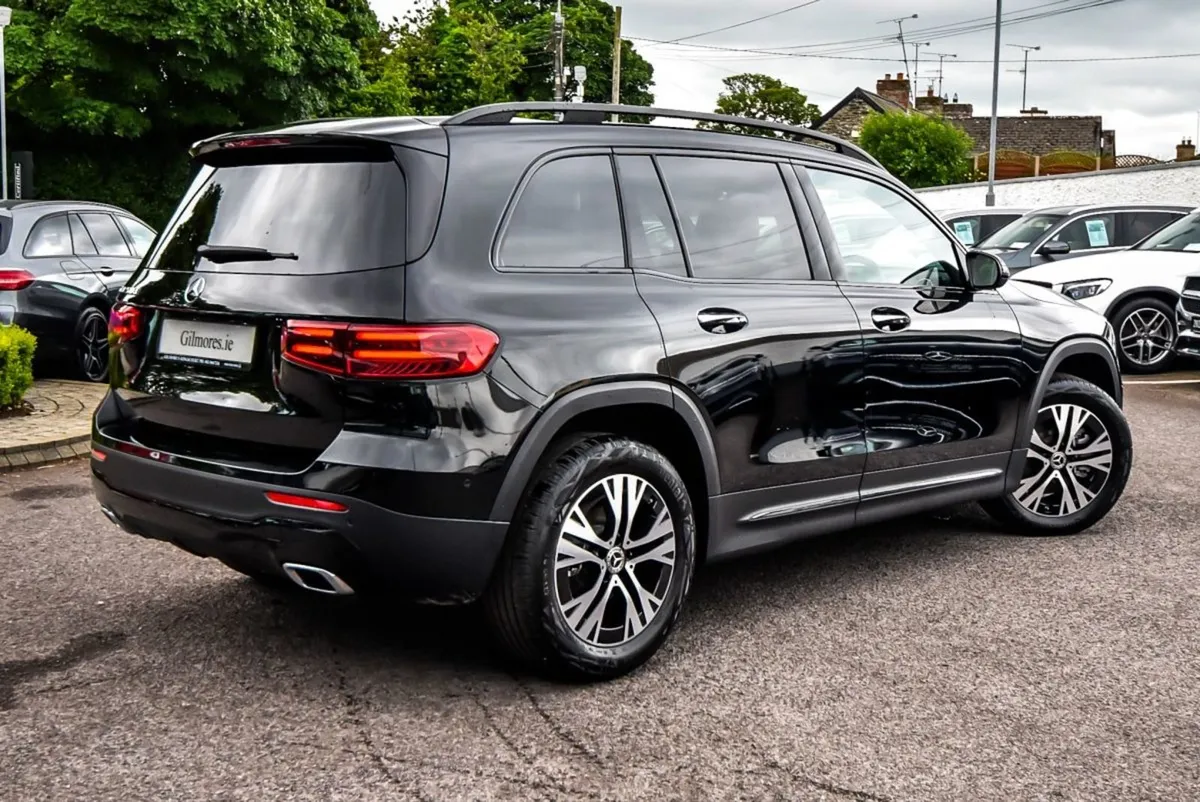 Mercedes-Benz GLB- Class 200d Progressive Auto Ni - Image 3